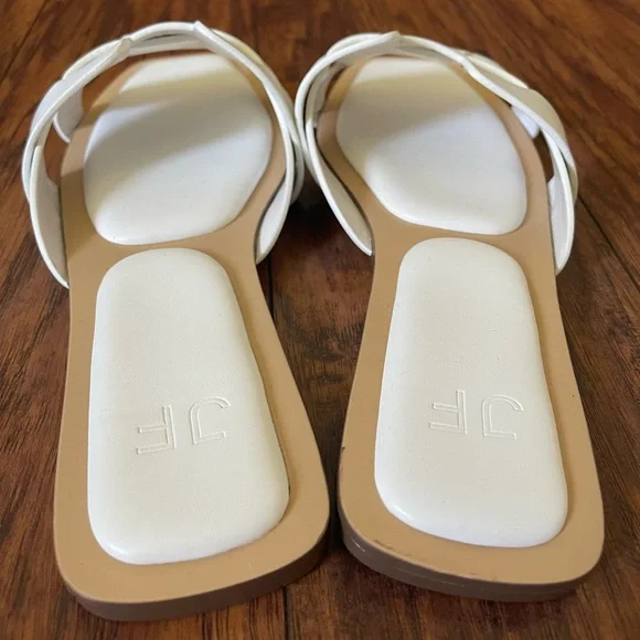 LIKE NEW JustFab sandals - Picture 8 of 9